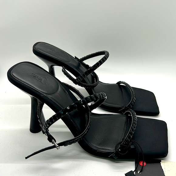 Zara Sexy Black Jeweled Ankle Strap High Heel Shoes **Sz 36/US Sz 6** 🔥🔥 - Picture 2 of 4